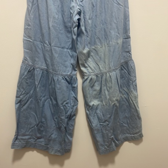 Sincerely Jules Super High-Rise Tiered Wide Leg Chambray Pant - Picture 7 of 10
